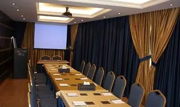 Mozart Hotel Beirut 3*,