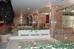 Mozart Hotel Beirut 3*,